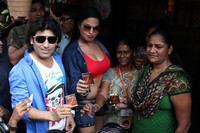 Veena Malik Visits Kamathipura Hot Photos